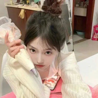年轻的阿迈德
